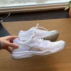 Asics Court Shoe for Tennis/Pickleball/Daily Wear in Size 8